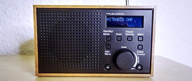 Günstig, aber gut: DAB+-Radiowecker VR-Radio DOR-240 im Test